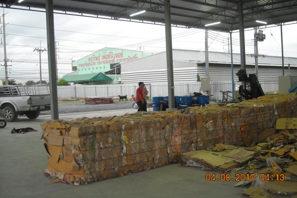 JL-B125型半自動廢紙打包機客戶現場圖片